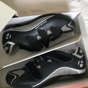 Bontrager cycling shoes, with box